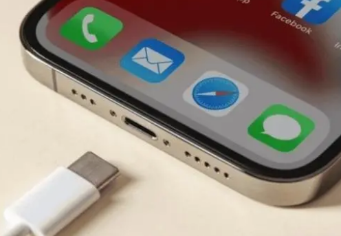 南部苹果15维修分享iPhone15改USB-C接口后能和安卓用户互借充电器吗 